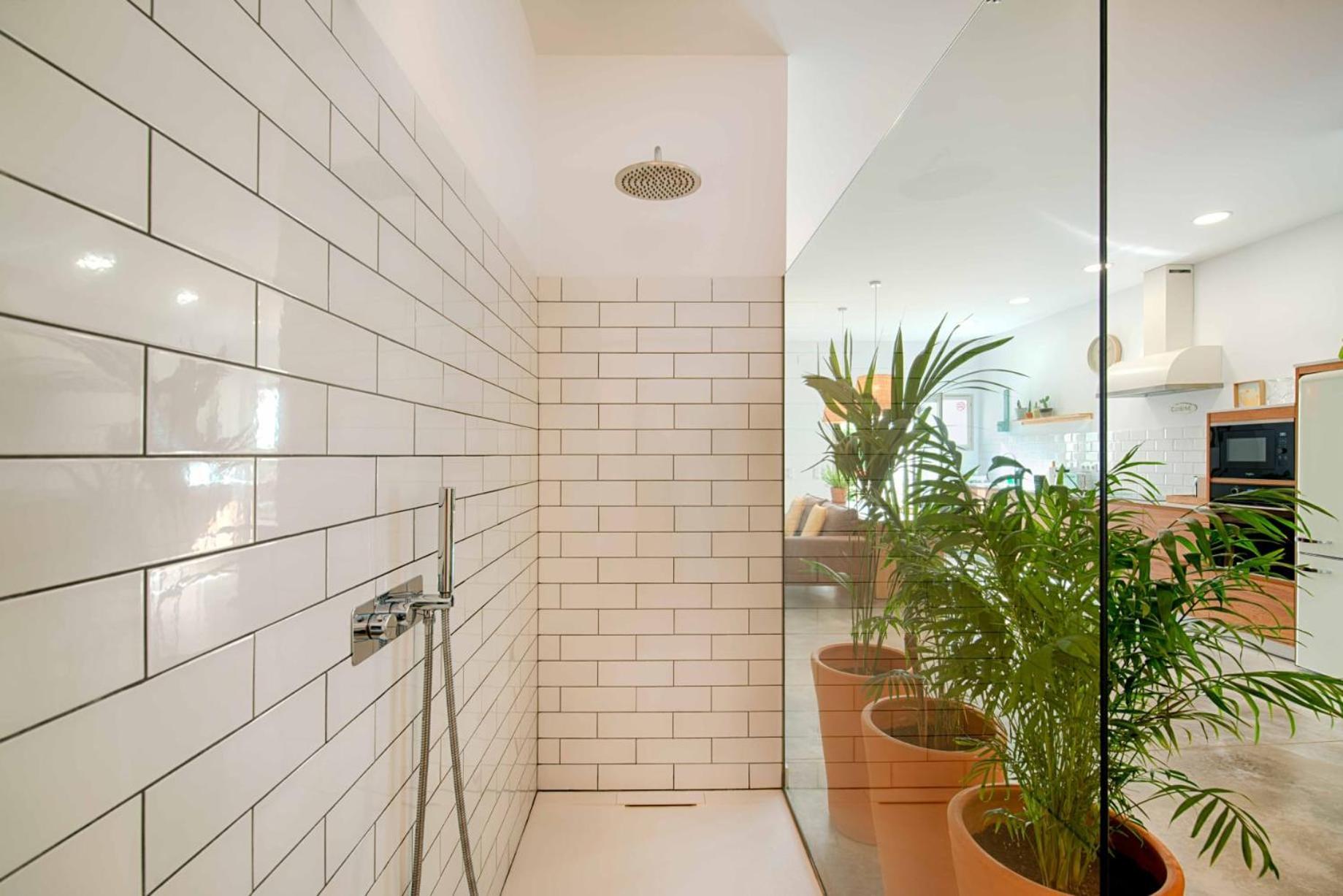 Loft Con Piscina Climatizada De Agua Salada Y Parking En El Centro De Apartment Figueres (Girona)