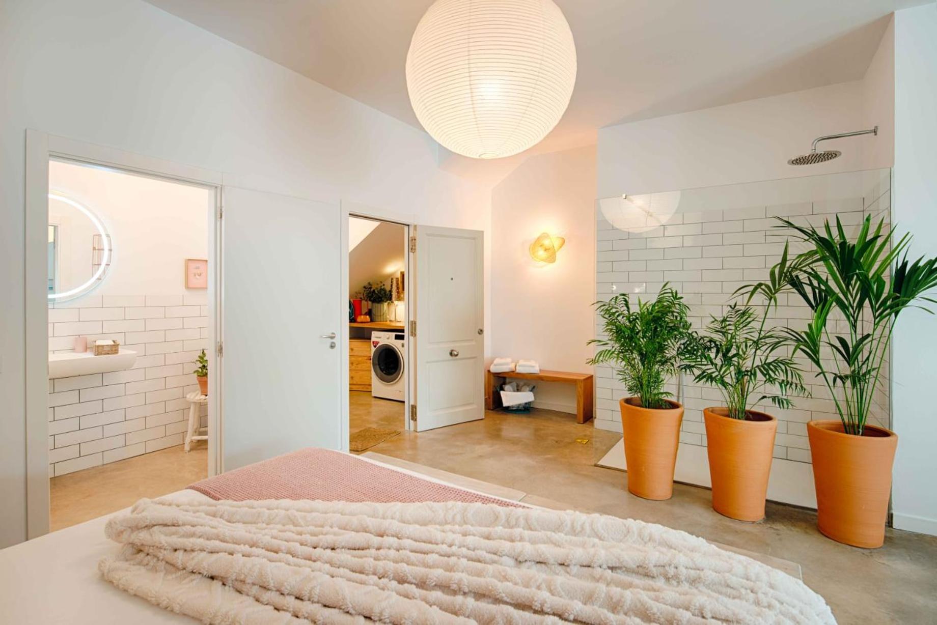 Loft Con Piscina Climatizada De Agua Salada Y Parking En El Centro De *